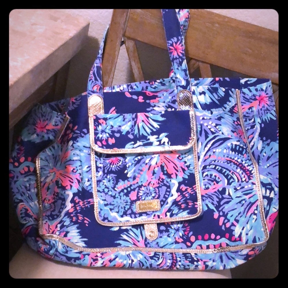 Large Lilly pulitzer tote! 2018 print!